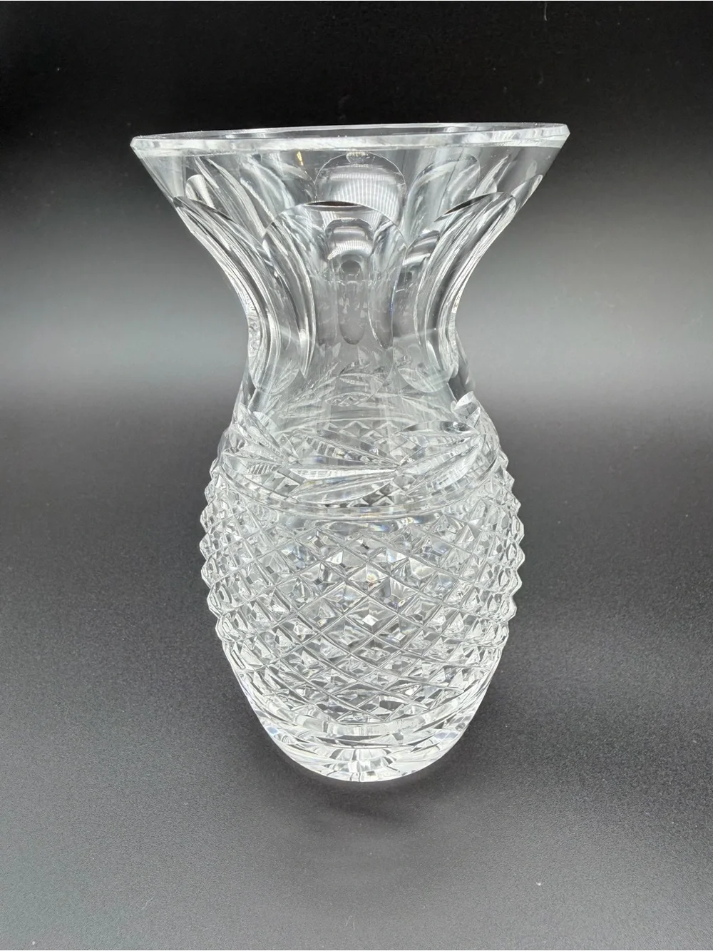 Waterford Glandore 5.5” Crystal Bud Vase / Miniature Vase – Diamond & Leaf Cut